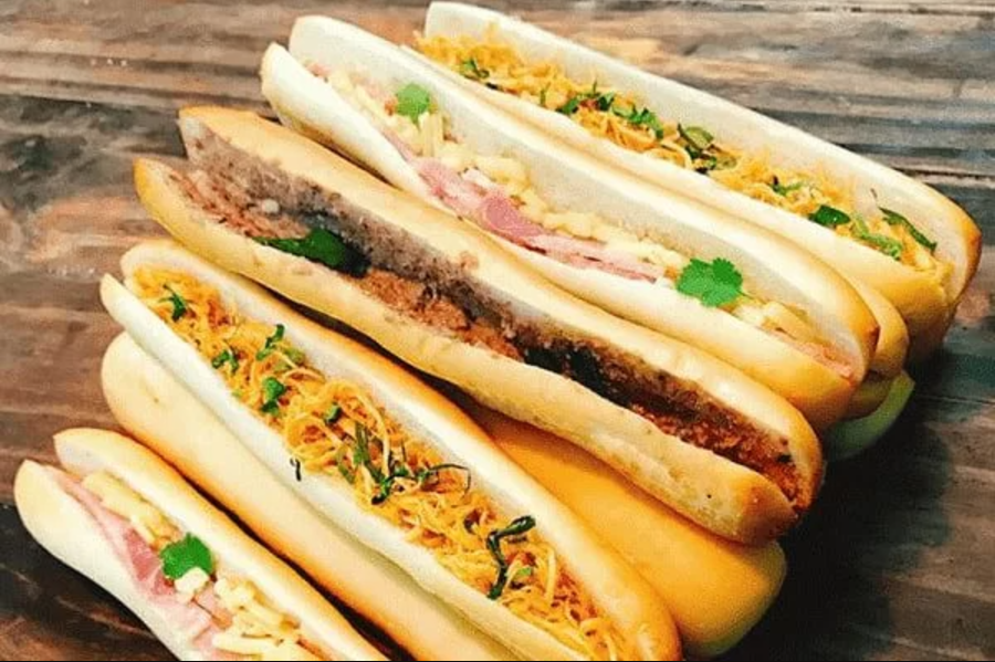 Bánh mì cay Hải Phòng đặc trưng