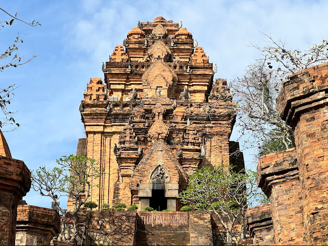 Tháp Bà Ponagar